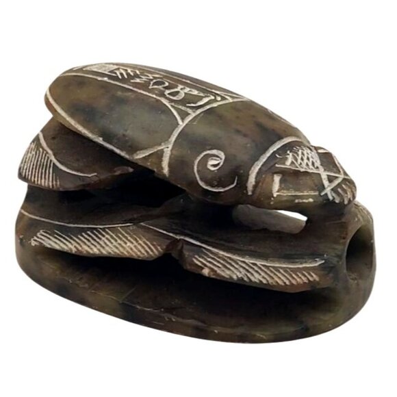 Vintage Handcarved Soapstone Scarab Beetle With Hieroglyphs Paperweight Egypt - Picture 2 of 6